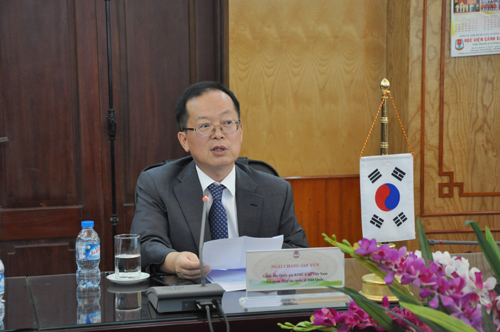 Ngài Chang Jae Yun - Giám đốc Quốc gia của KOCIA tại Việt Nam phát biểu tại buổi lễ